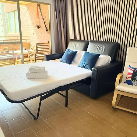 Apartment Con Piscina Y Garaje En *