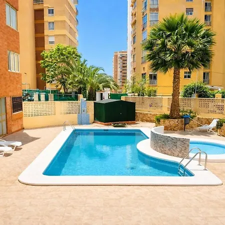 Con Piscina En * Benidorm