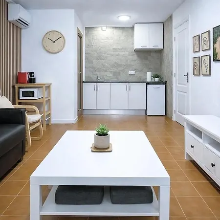Con Piscina En Apartamento *